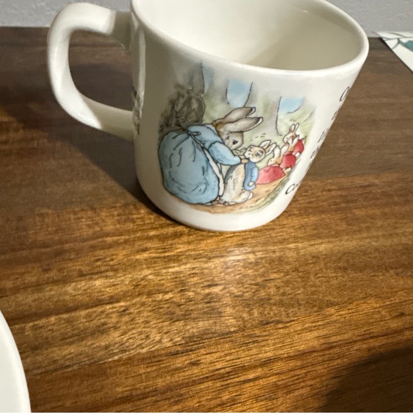 Wedgwood Peter Rabbit Tea Set - Cream and Blue - Picture 7 of 11